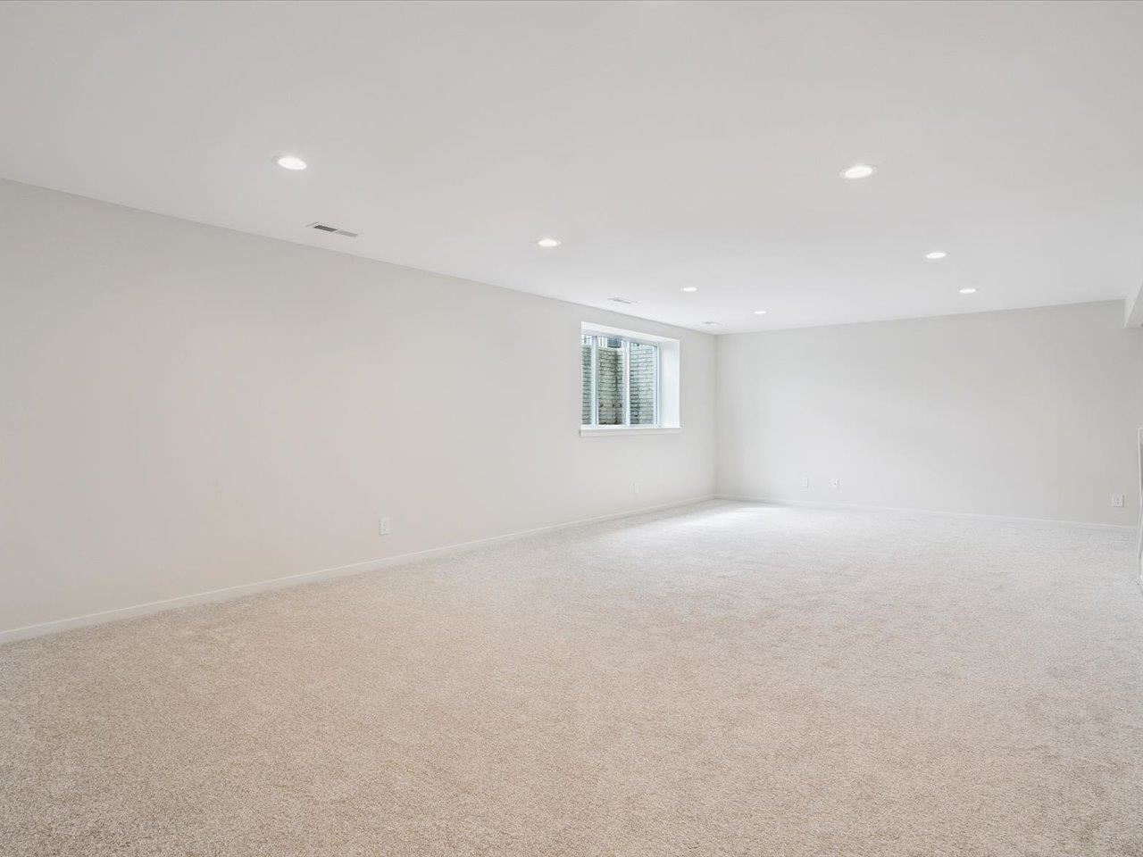 1223 Covered Wagon Drive Iowa City IA 52240