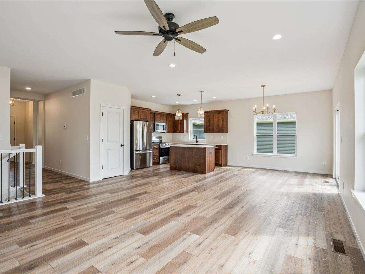 1223 Covered Wagon Drive Iowa City IA 52240