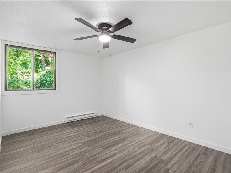 812 Benton Drive #14 Iowa City IA 52246