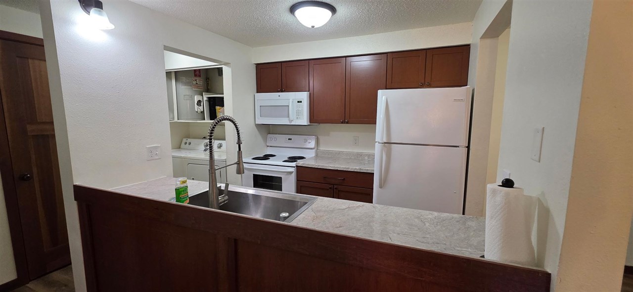 812 Benton Drive #14 Iowa City IA 52246