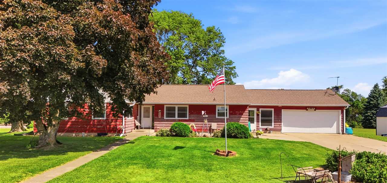 2121 Hwy 6 Trail Marengo IA 52301