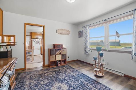 2121 Hwy 6 Trail Marengo IA 52301