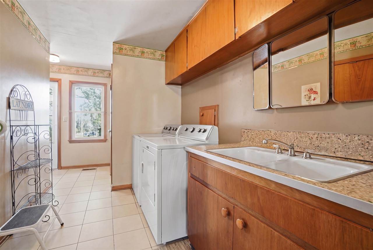 2121 Hwy 6 Trail Marengo IA 52301