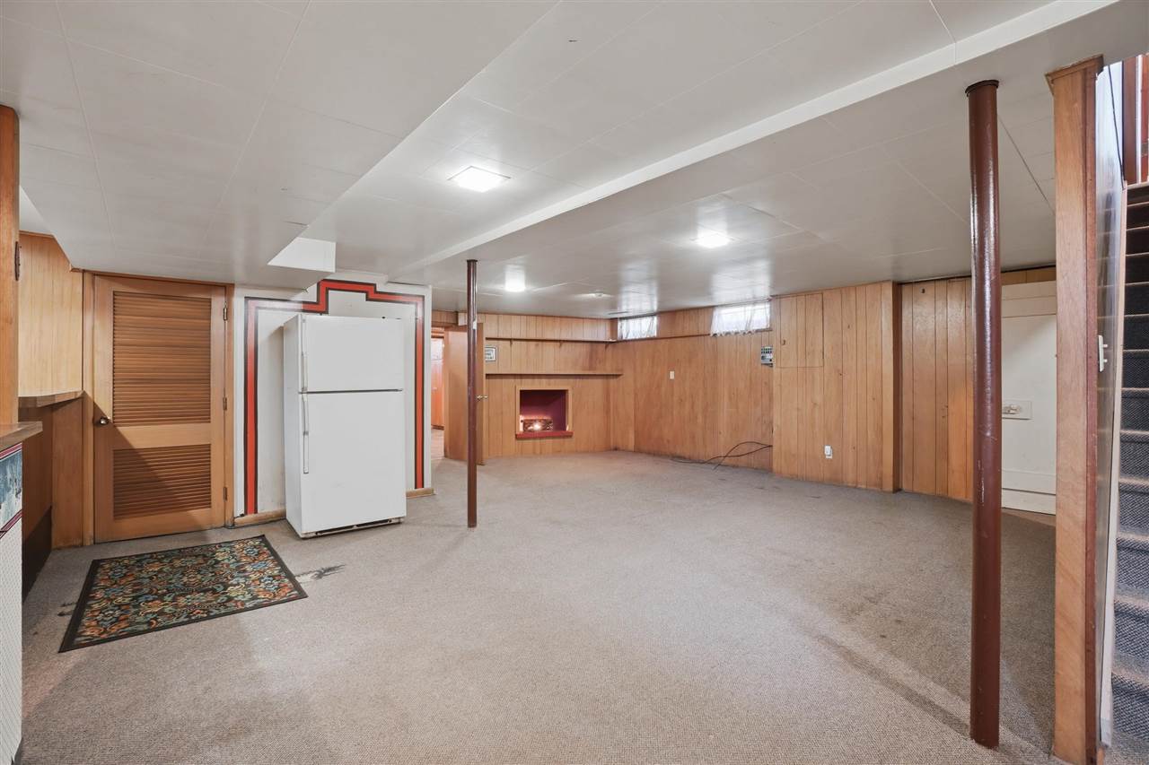 2121 Hwy 6 Trail Marengo IA 52301
