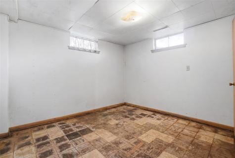 2121 Hwy 6 Trail Marengo IA 52301