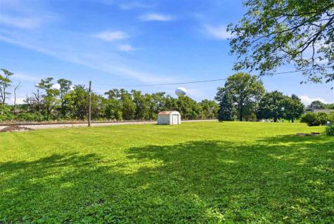2121 Hwy 6 Trail Marengo IA 52301