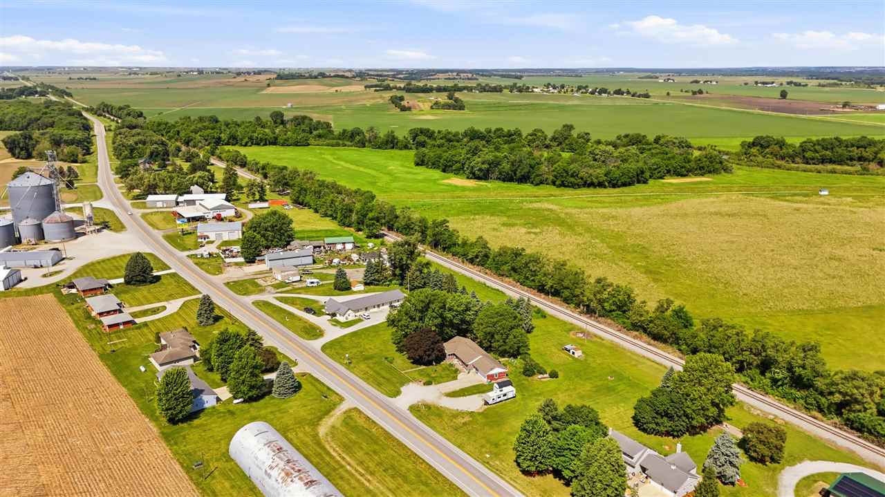 2121 Hwy 6 Trail Marengo IA 52301