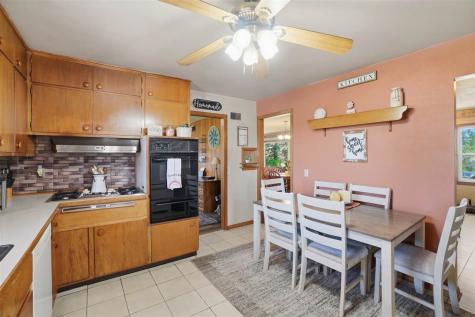 2121 Hwy 6 Trail Marengo IA 52301