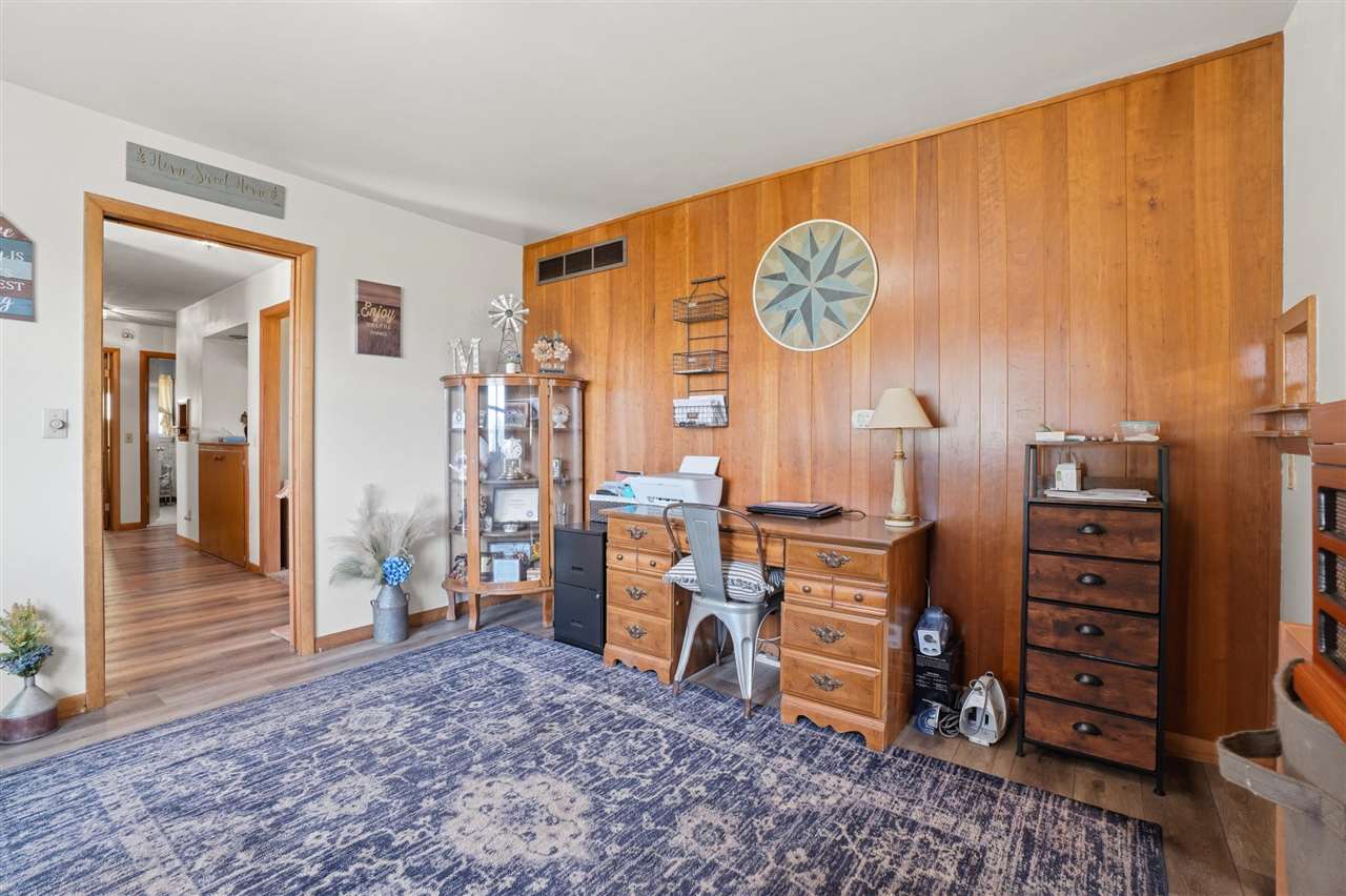 2121 Hwy 6 Trail Marengo IA 52301
