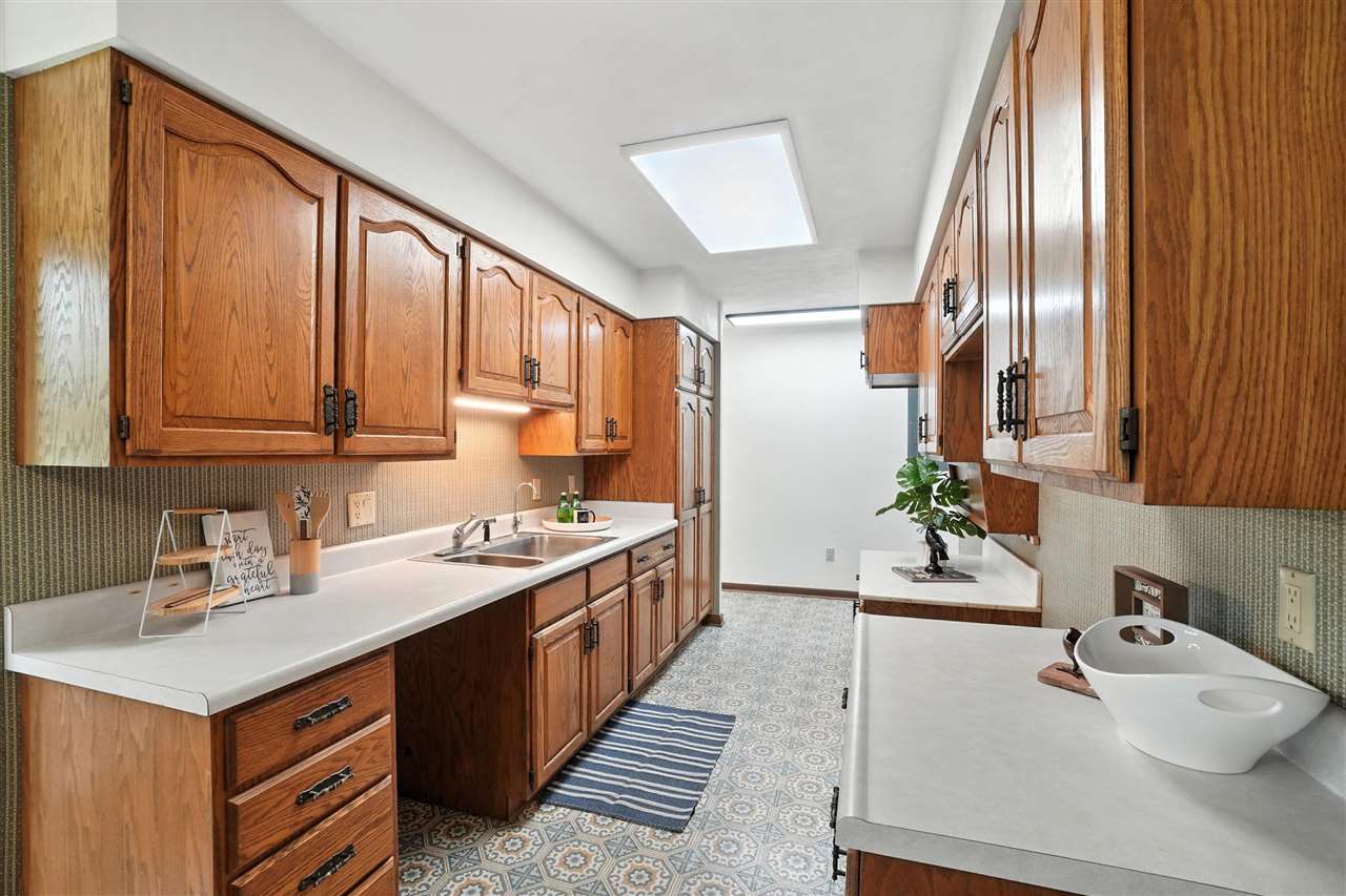 1470 520th Street SW Kalona IA 52247