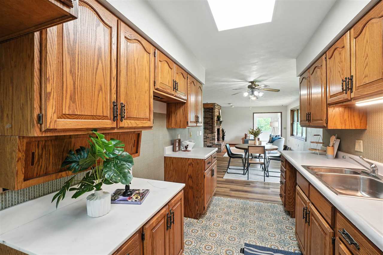 1470 520th Street SW Kalona IA 52247