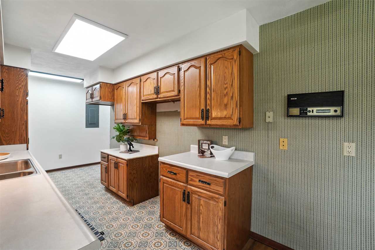 1470 520th Street SW Kalona IA 52247