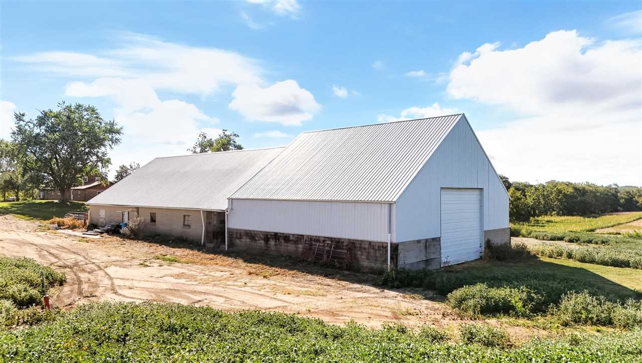 1470 520th Street SW Kalona IA 52247