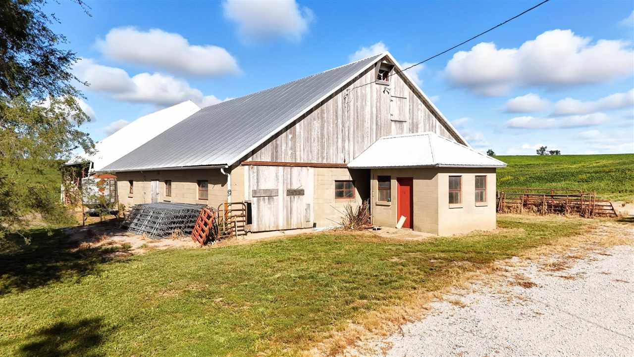1470 520th Street SW Kalona IA 52247
