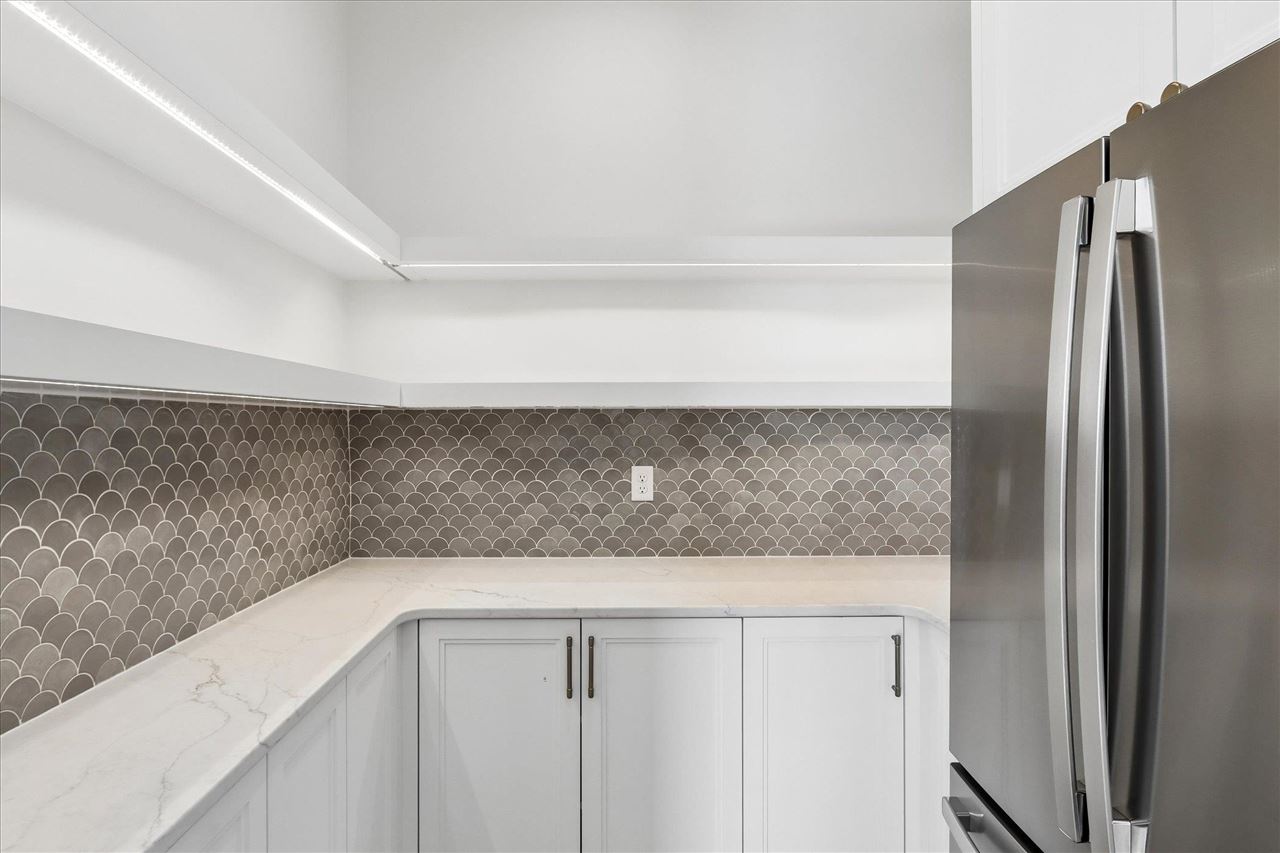 938 Heron Place Iowa City IA 52245