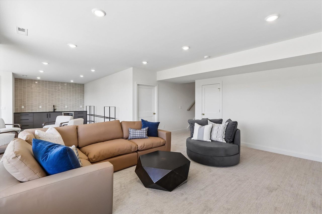 938 Heron Place Iowa City IA 52245