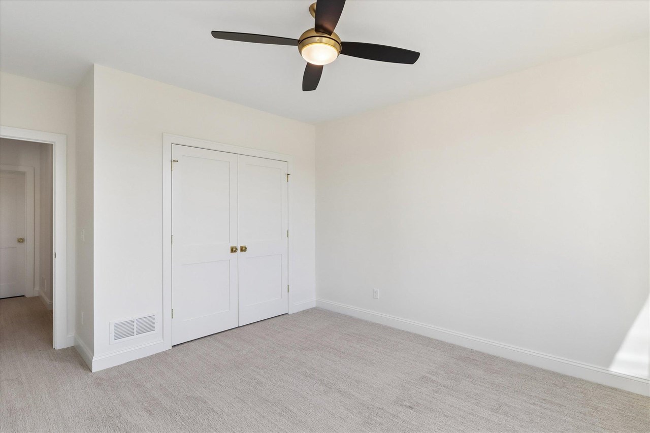 938 Heron Place Iowa City IA 52245