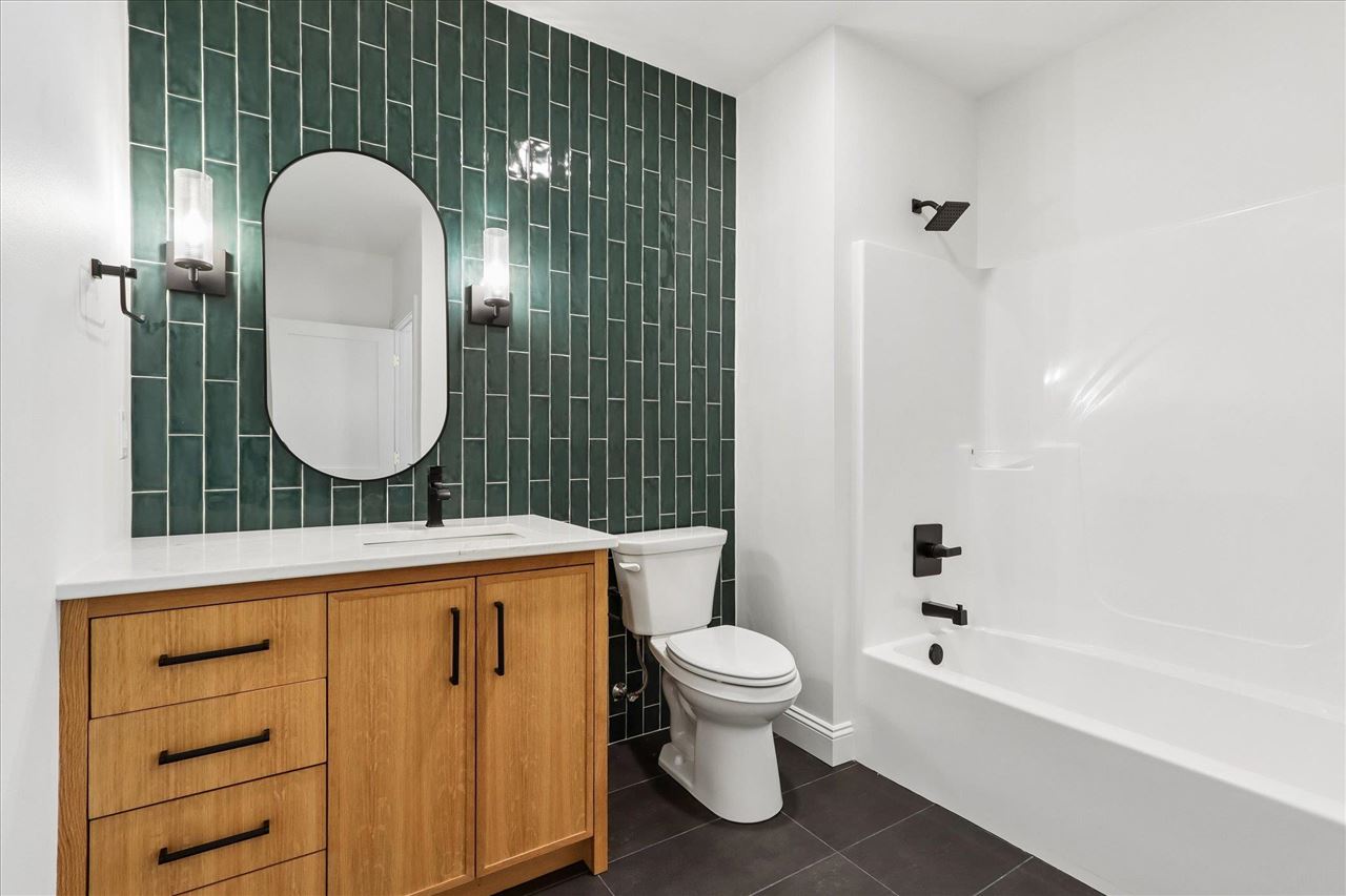 938 Heron Place Iowa City IA 52245