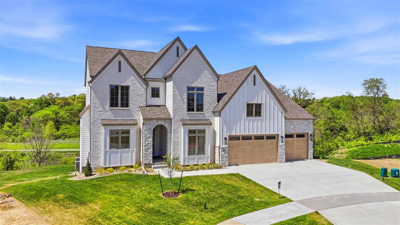 938 Heron Place Iowa City IA 52245