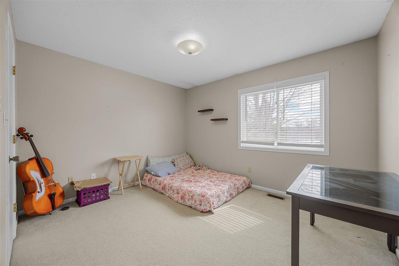 40 Gryn Court Iowa City IA 52246