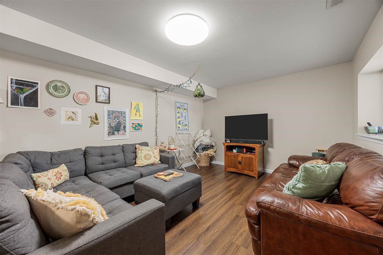 40 Gryn Court Iowa City IA 52246