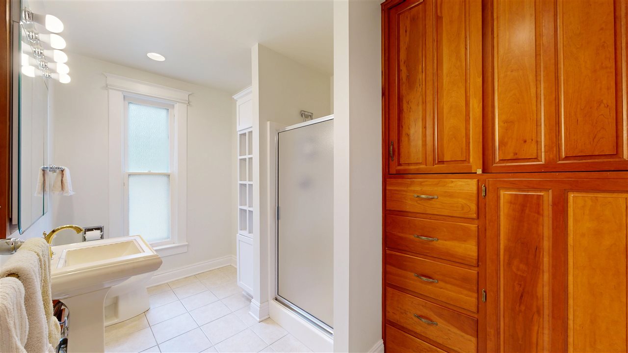 1231 E College Street Iowa City IA 52245