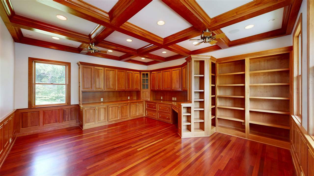 1231 E College Street Iowa City IA 52245