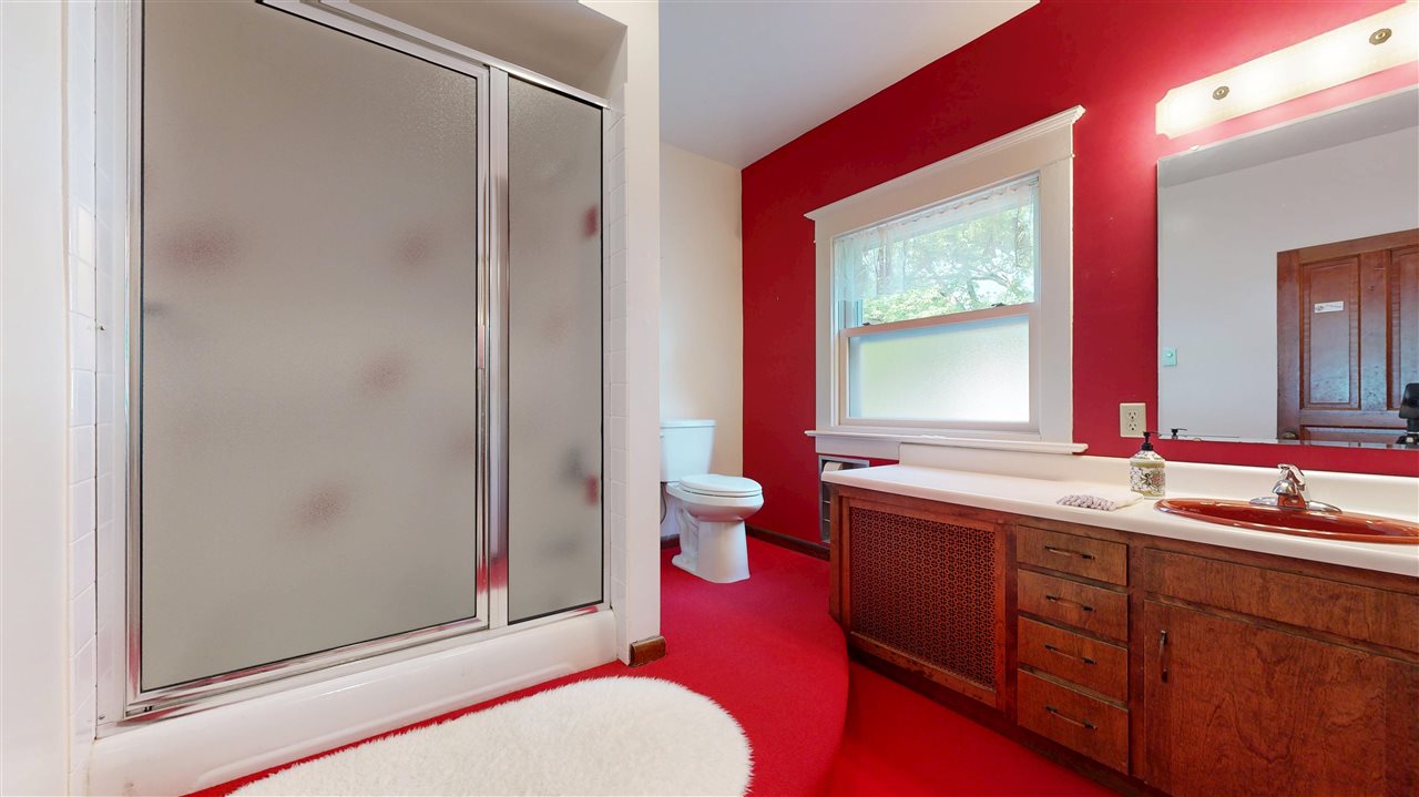 1231 E College Street Iowa City IA 52245