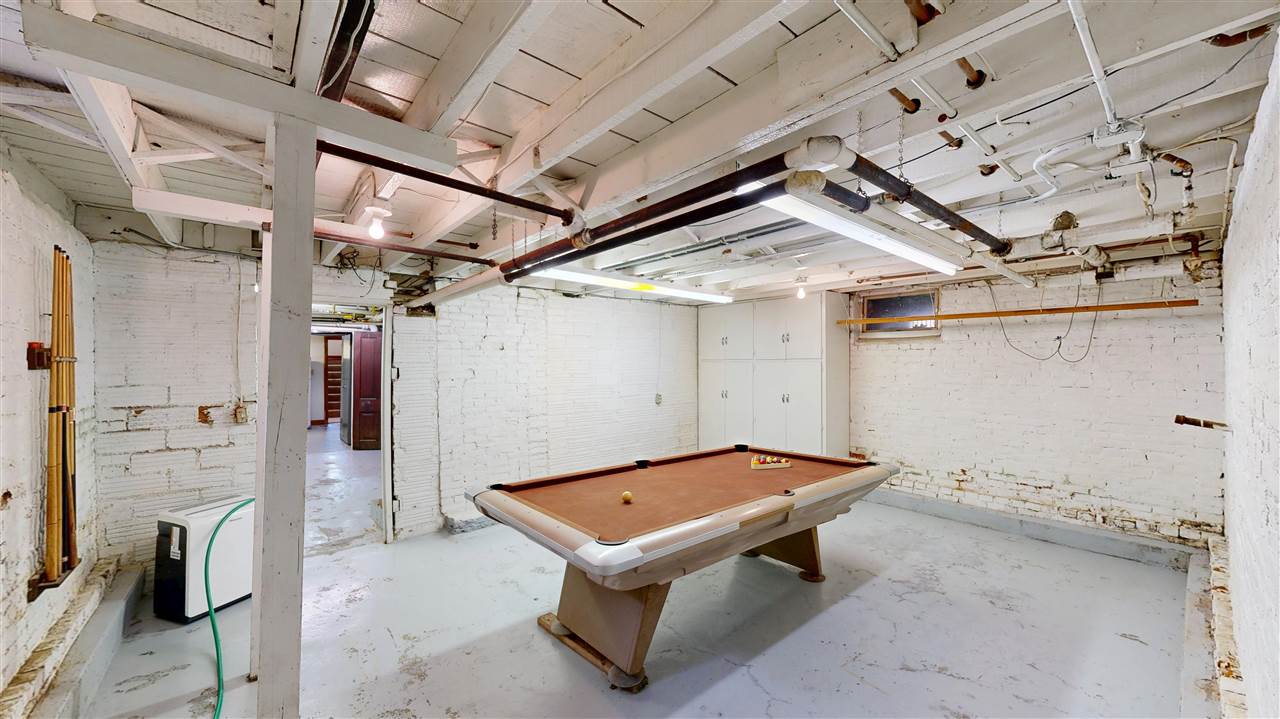 1231 E College Street Iowa City IA 52245