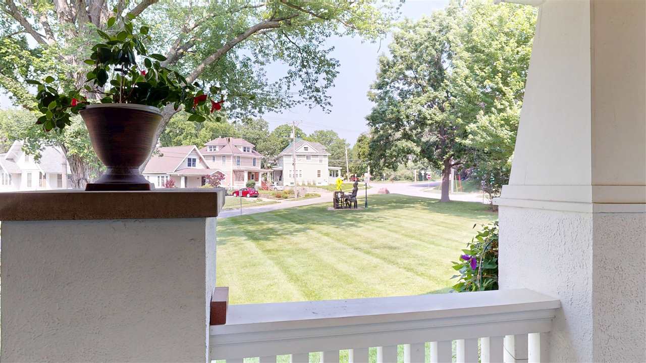 1231 E College Street Iowa City IA 52245