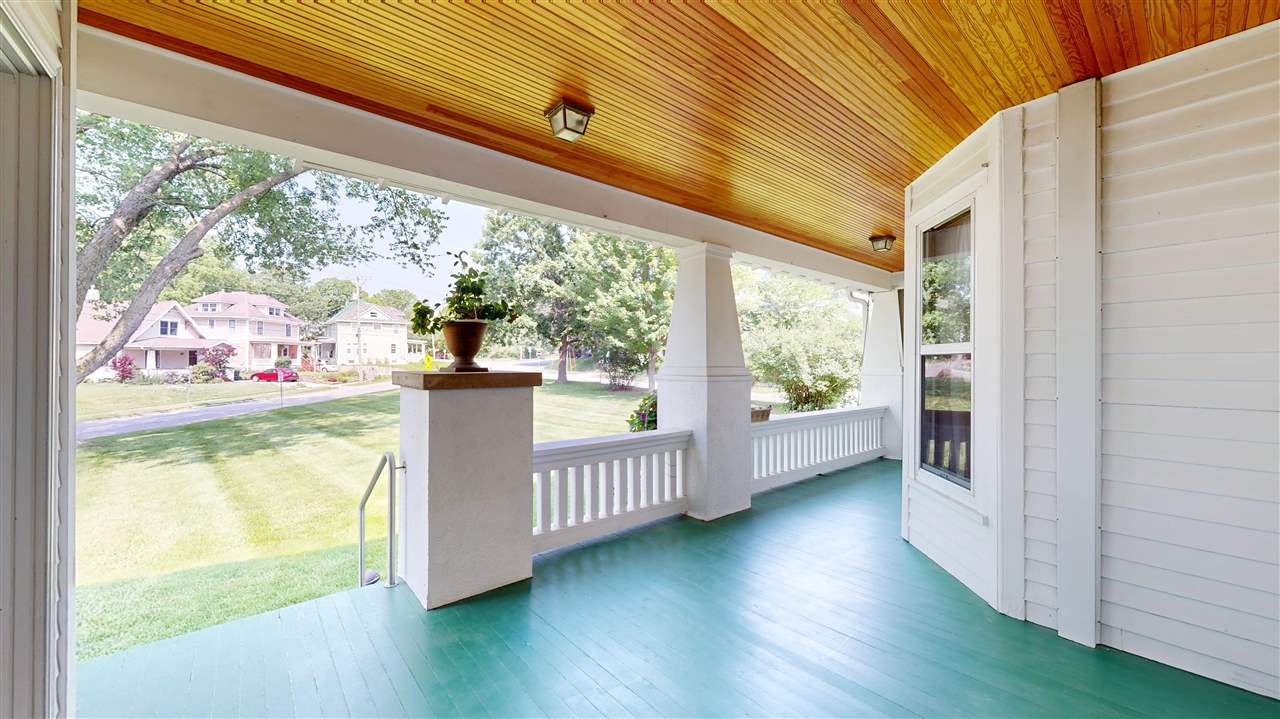 1231 E College Street Iowa City IA 52245