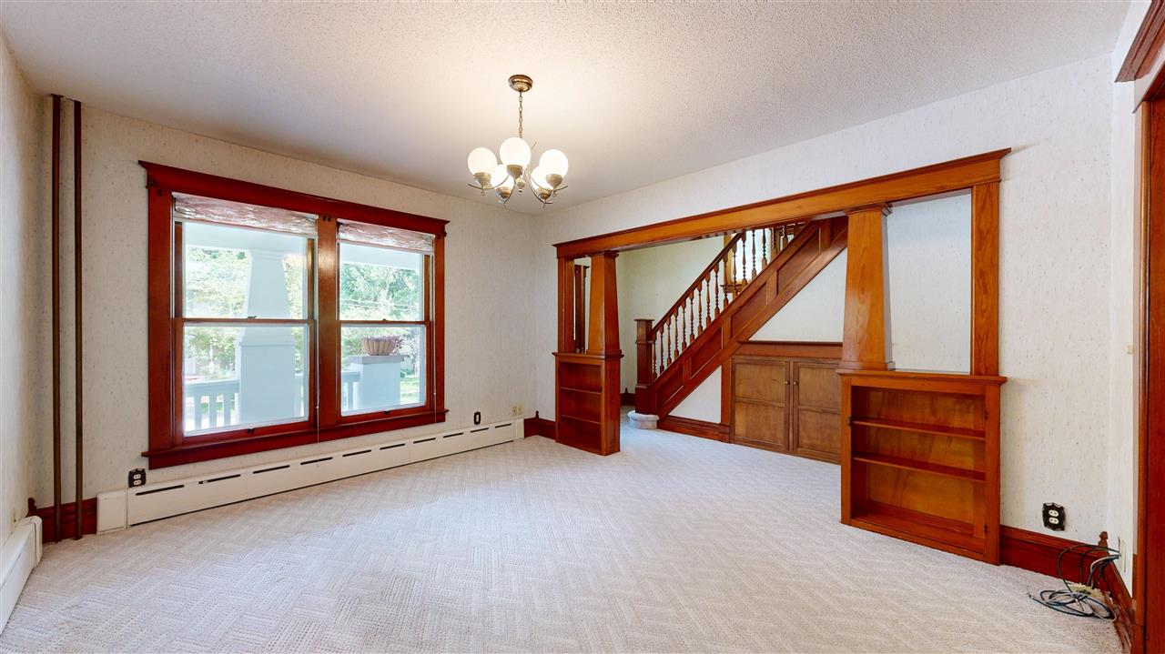 1231 E College Street Iowa City IA 52245