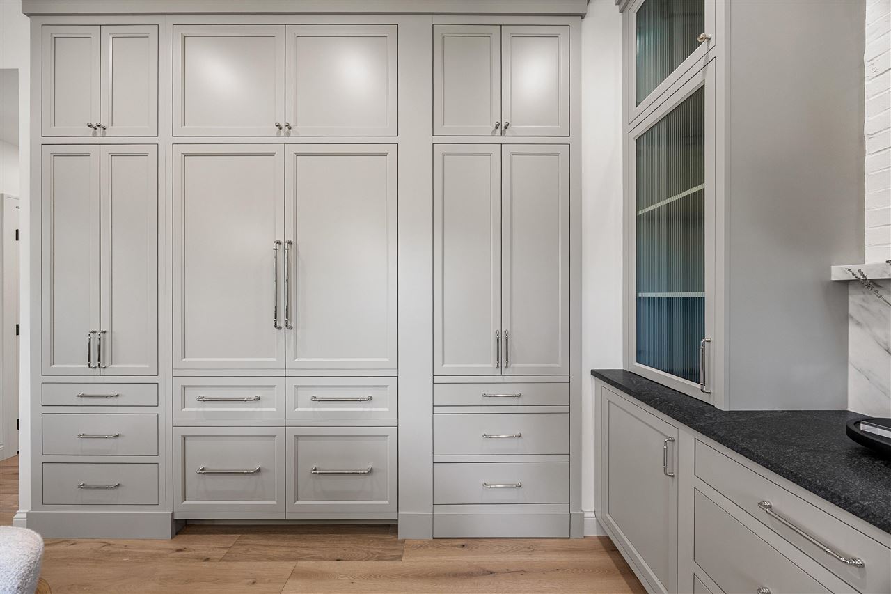 679 Allison Way Iowa City IA 52245