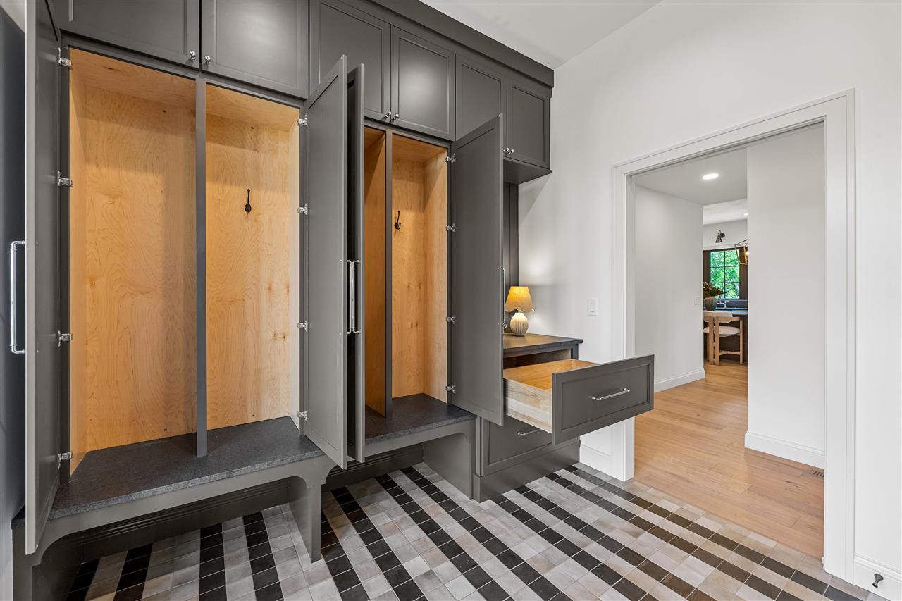 679 Allison Way Iowa City IA 52245