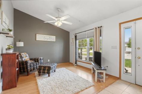 307 W Goldfinch Drive Tiffin IA 52340