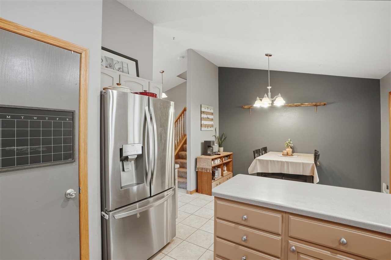 307 W Goldfinch Drive Tiffin IA 52340