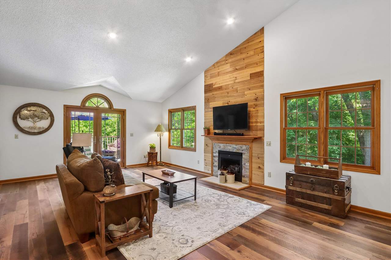 1002 135th Drive Amana IA 52203