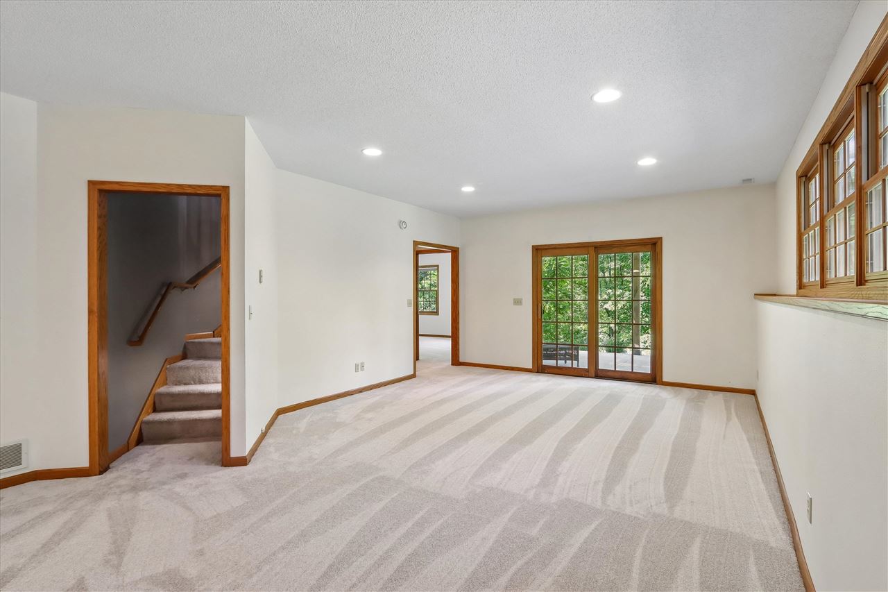 1002 135th Drive Amana IA 52203