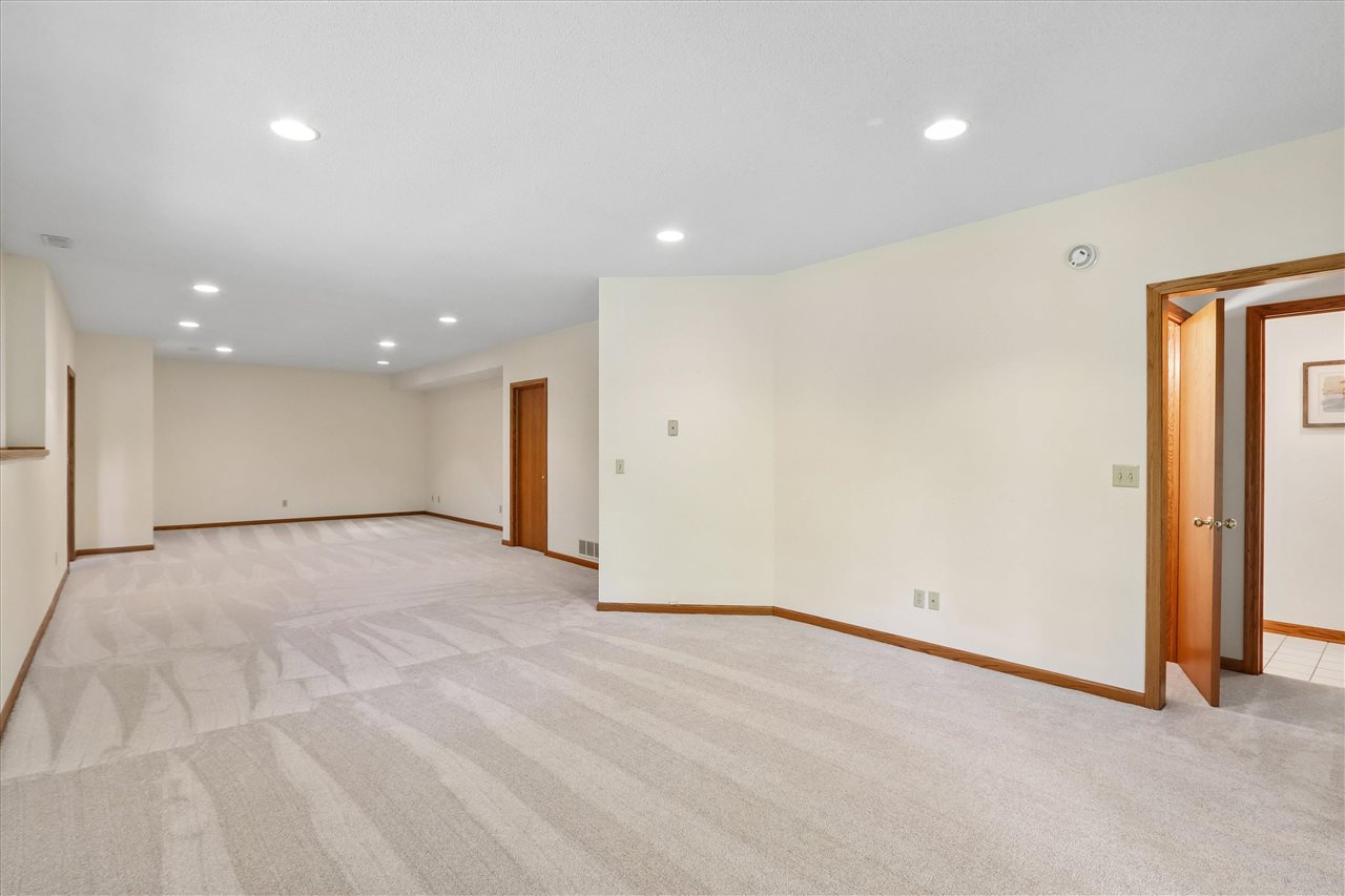 1002 135th Drive Amana IA 52203