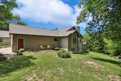 1002 135th Drive Amana IA 52203