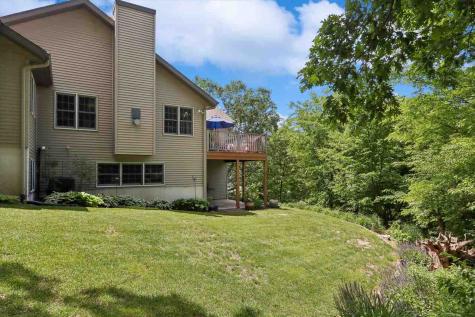 1002 135th Drive Amana IA 52203