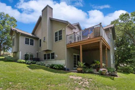 1002 135th Drive Amana IA 52203