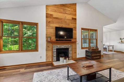 1002 135th Drive Amana IA 52203