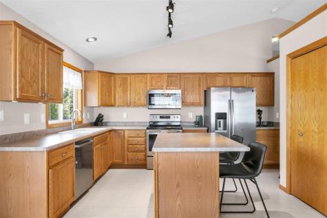 869 Augusta Circle North Liberty IA 52317