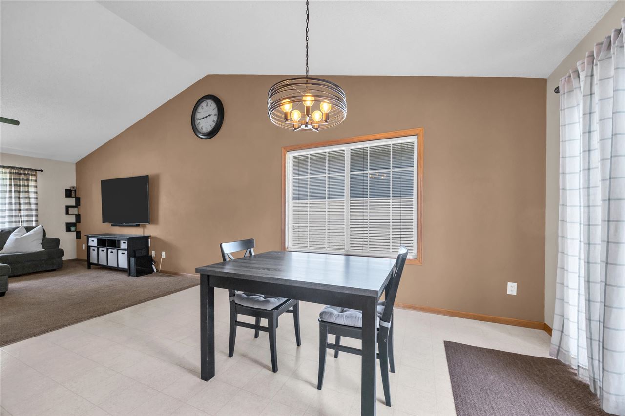 869 Augusta Circle North Liberty IA 52317