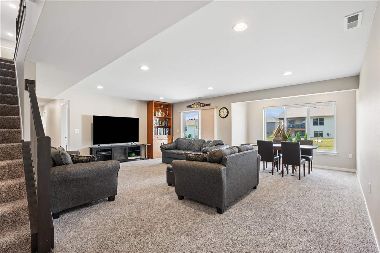 2839 Armstrong Drive Iowa City IA 52240
