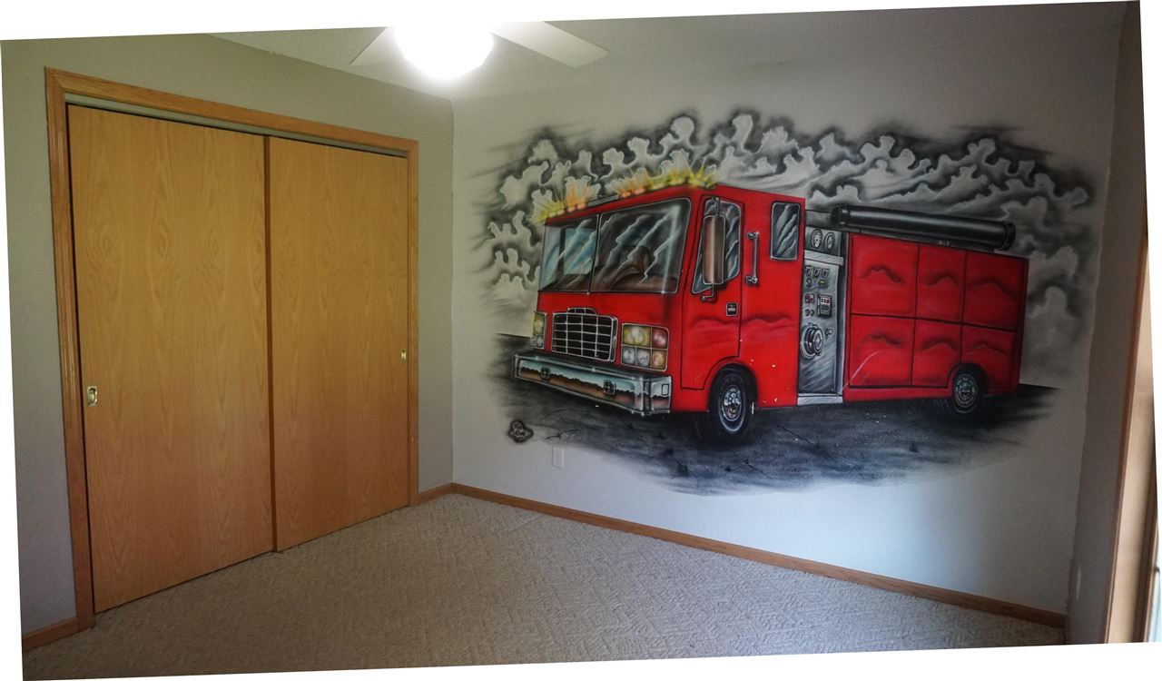 114 W Linn Street Lone Tree IA 52755