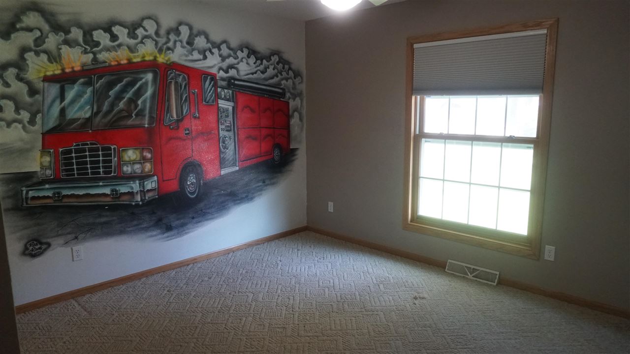 114 W Linn Street Lone Tree IA 52755