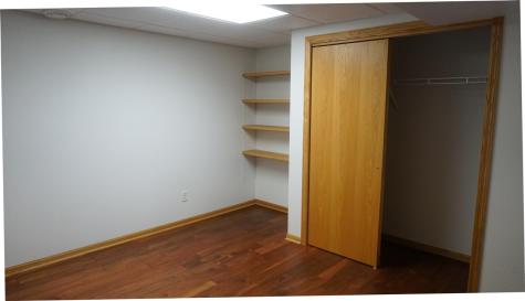 114 W Linn Street Lone Tree IA 52755