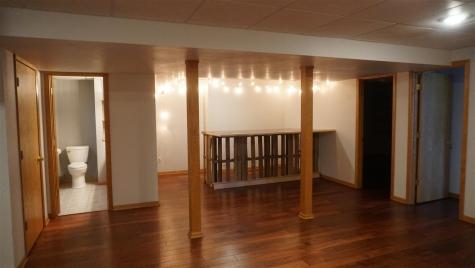 114 W Linn Street Lone Tree IA 52755
